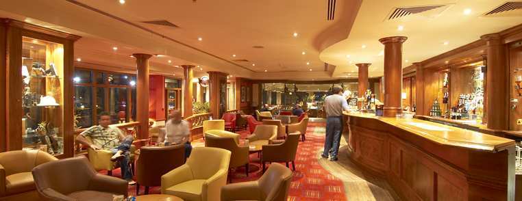 Doubletree By Hilton Coventry Hotel Restaurant photo